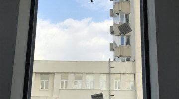 sticla-spital-craiova.jpg